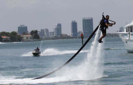 futuristic water-powered jet pack 03