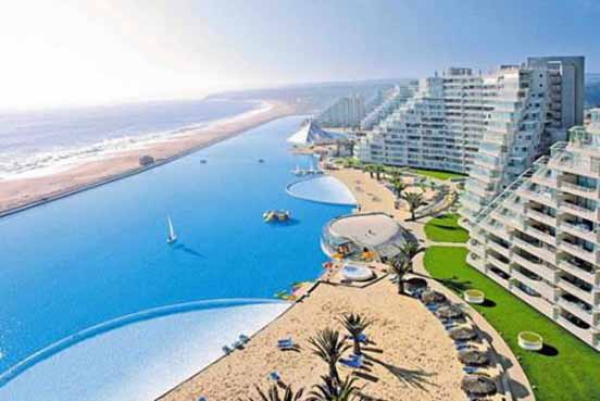 World's Largest Swimming Pool 03