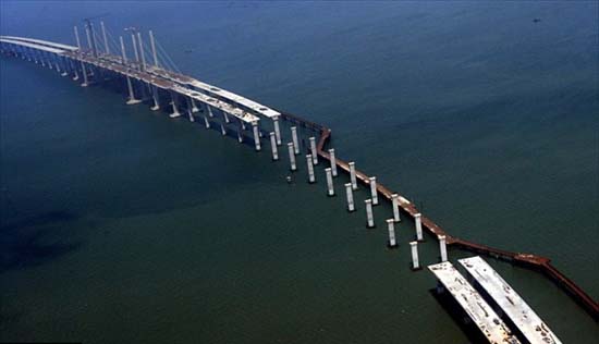 Qingdao Haiwan - the worlds longest sea bridge 04
