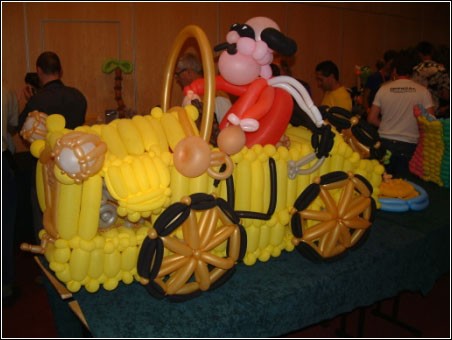 Amazing balloon creation 27