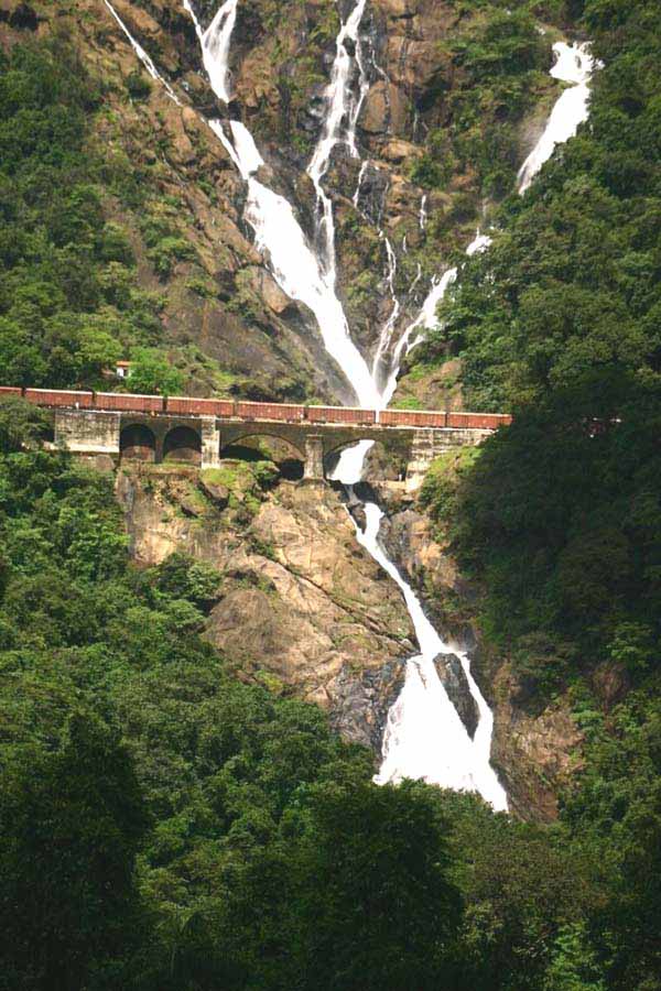 Dudh Sagar - The Train in Heaven 05
