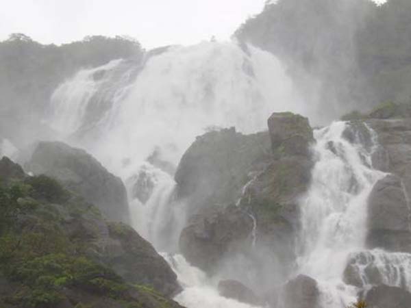 Dudh Sagar - The Train in Heaven 06