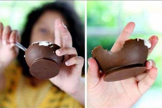 Make Chocolate Ice-cream Cups Using Balloons 07