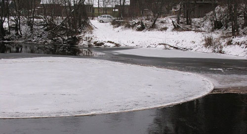 Amazing Ice Circle 06